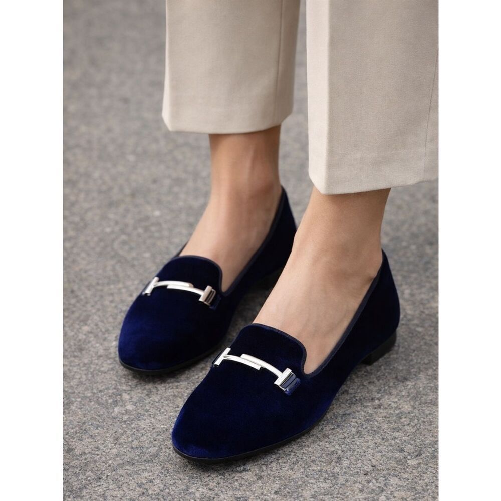 Tod’s Blue Velvet Loafers w/ Signature Double T Hardware – Made in Italy – EUC